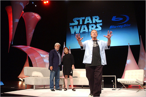George Lucas, Mark Hamill and Carrie Fisher announce Star Wars on Blu-ray!