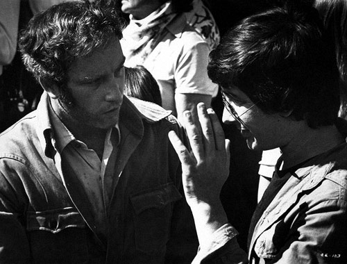 Richard Dreyfuss and Steven Spielberg on the set of CE3K