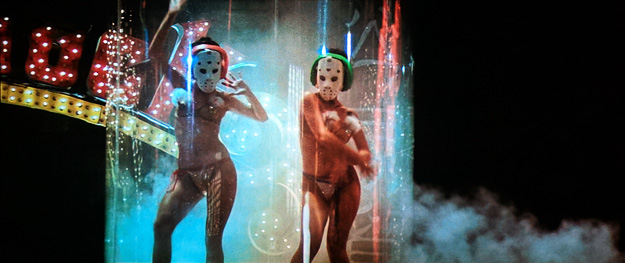 A scene from Blade Runner: The Final Cut in 4K